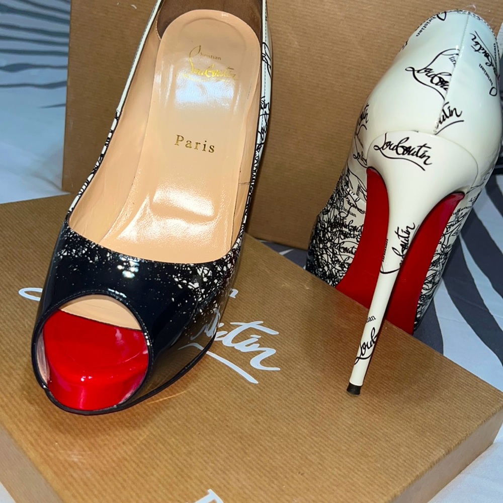Christian louboutin heels 👠